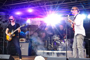 爱游戏体育官网-德甲节奏飞快：速度与力量齐飞！，德甲强度